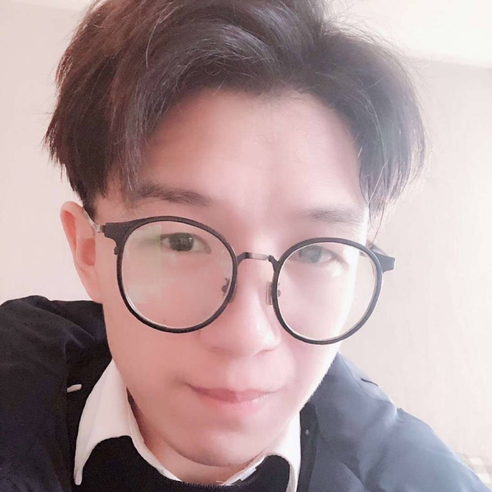 小五伊的照片