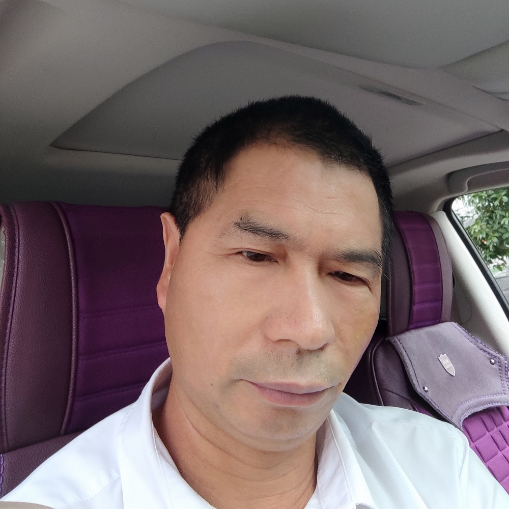闪闪吃醋冥王星的照片
