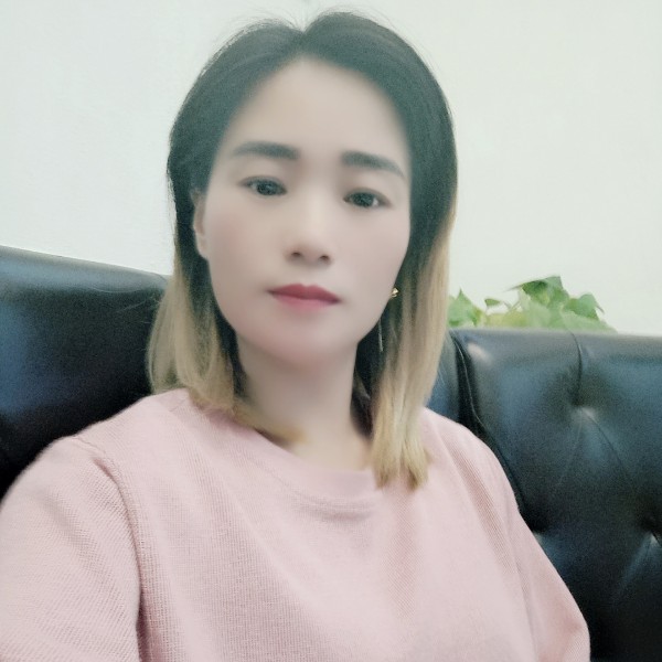 树叶随风飘的照片
