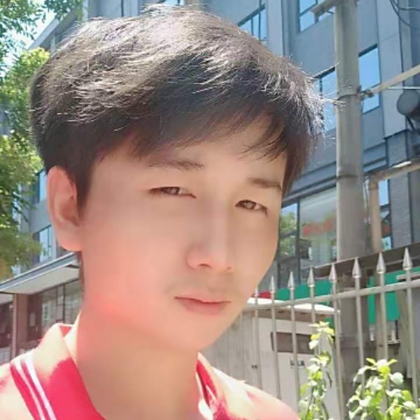 自由深拥雨的照片