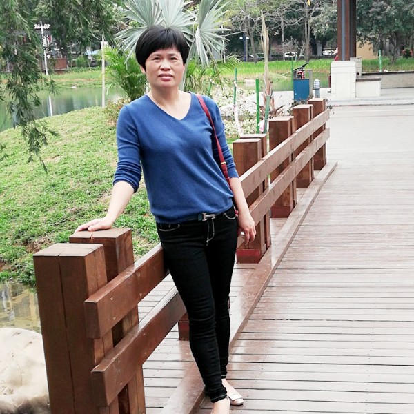 沉静扯绿茶的照片