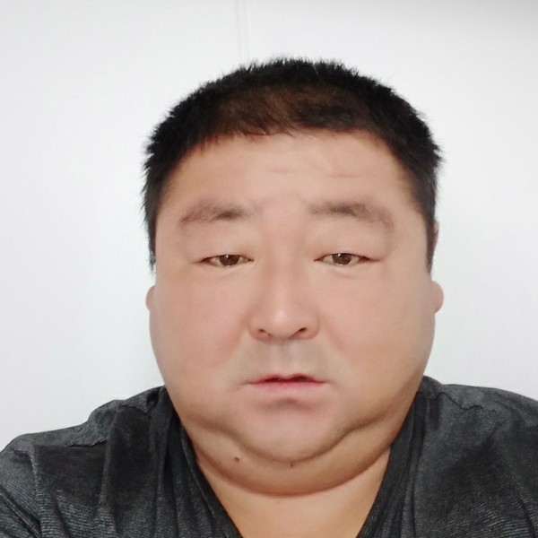 体贴凝眸唇膏的照片