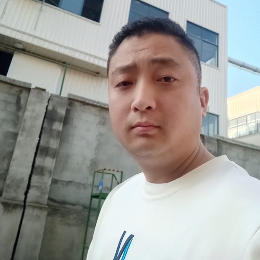 小馒头高大的照片
