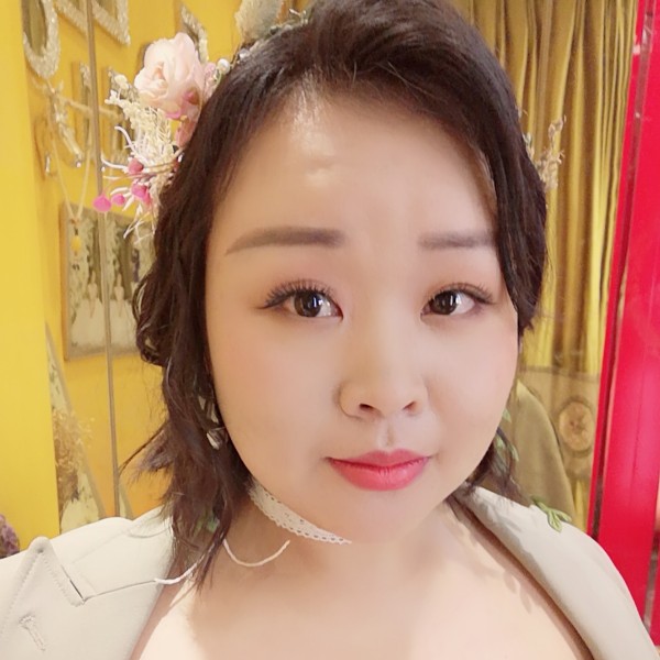 若溪挽手清爽的照片
