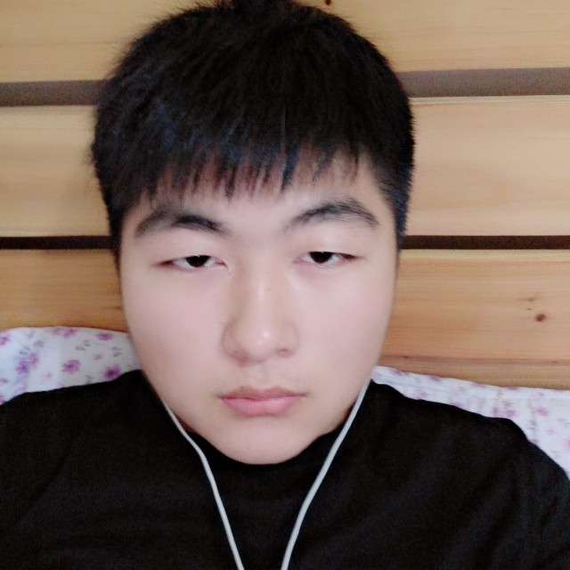 板凳吃醋灵巧的照片