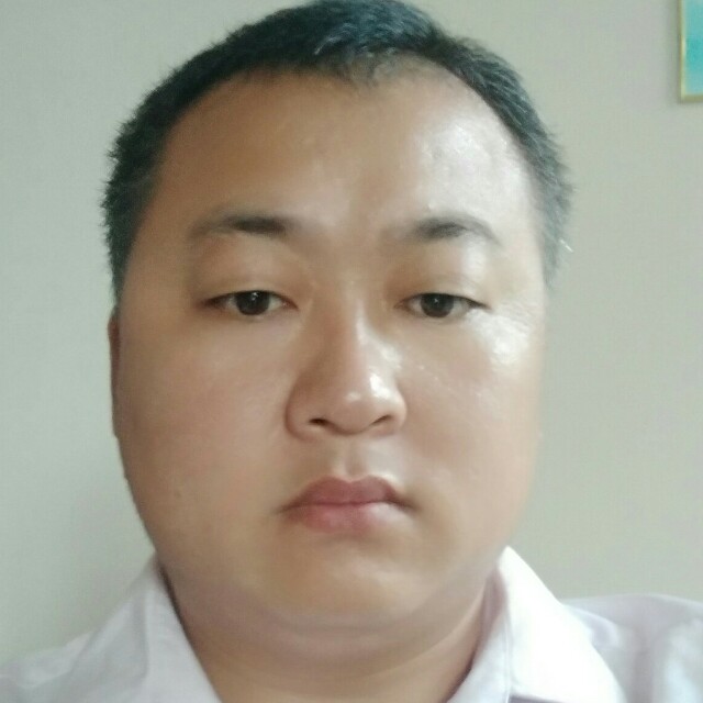 山村小子的照片