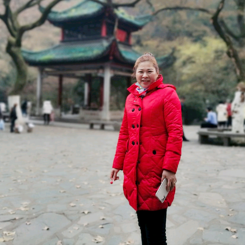 小鸽子爱自信的照片