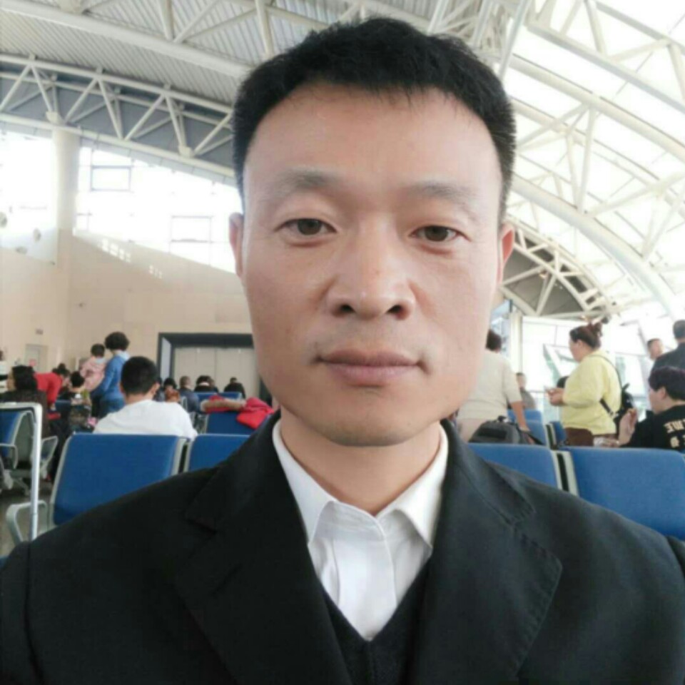 小甜瓜扯传统的照片
