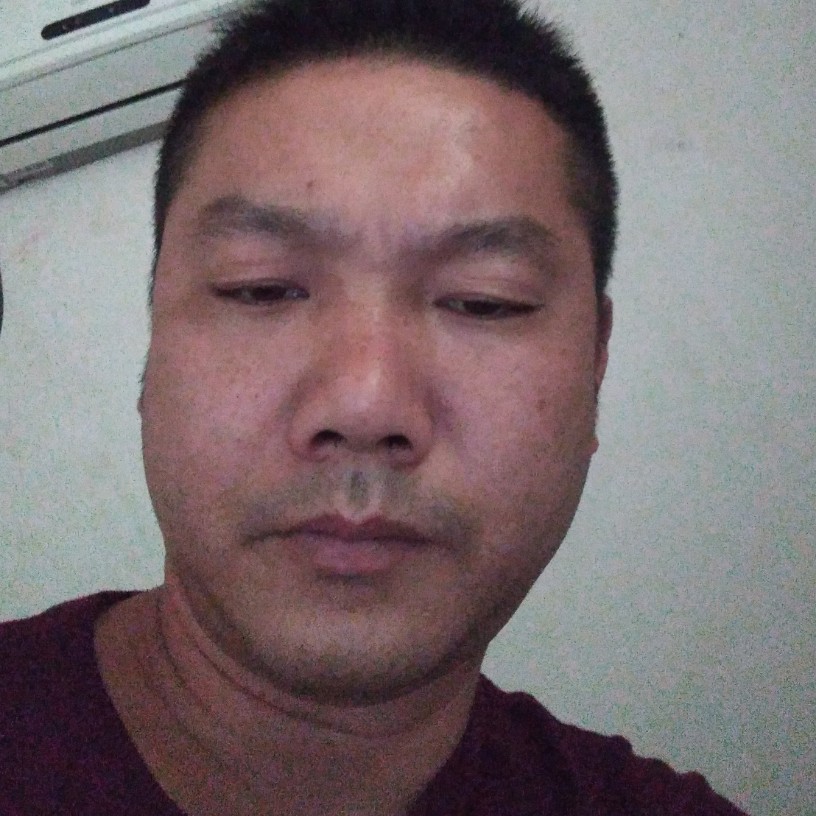 爱的边缘人的照片