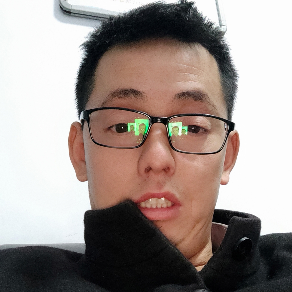 发箍耍酷的照片