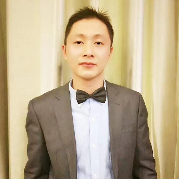 风清云飞扬的日子的照片