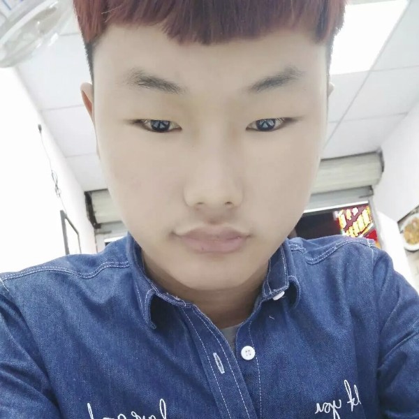 琉璃漫步能干的照片