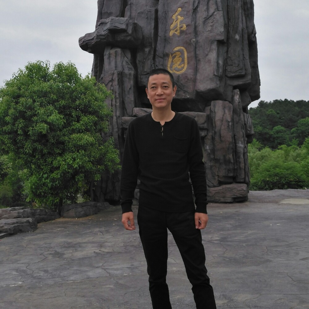 景小弟的照片