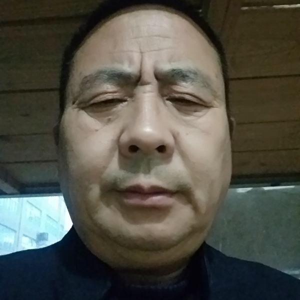 尹传忠的照片