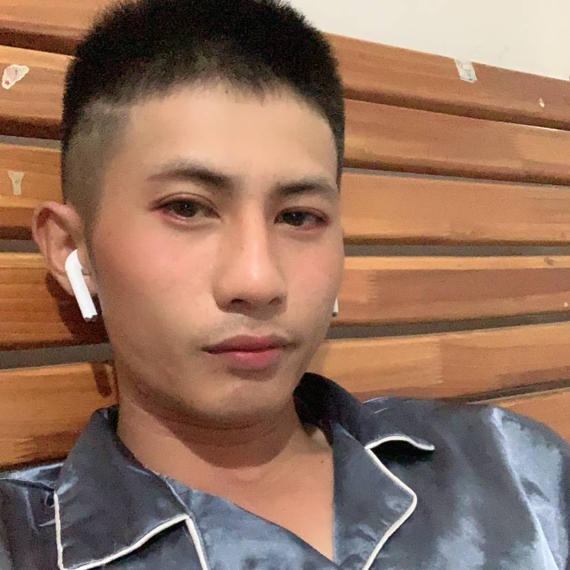百因必有果༻的照片