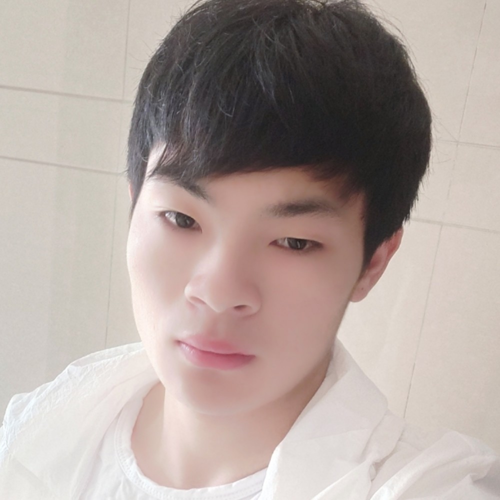 菠萝漠然的照片