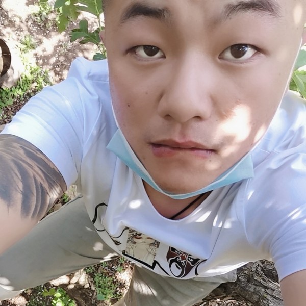 羞涩大叔...的照片