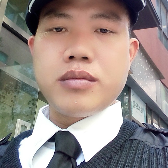 受伤情动的照片