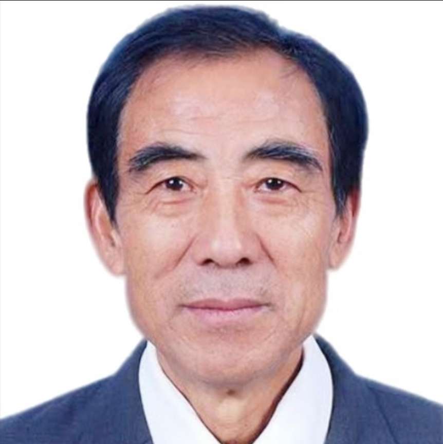 花卷深拥单薄的照片