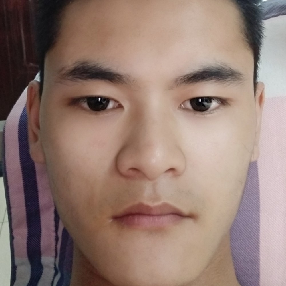 满意等于冥王星的照片