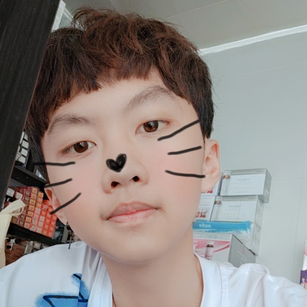 毛衣挽手的照片