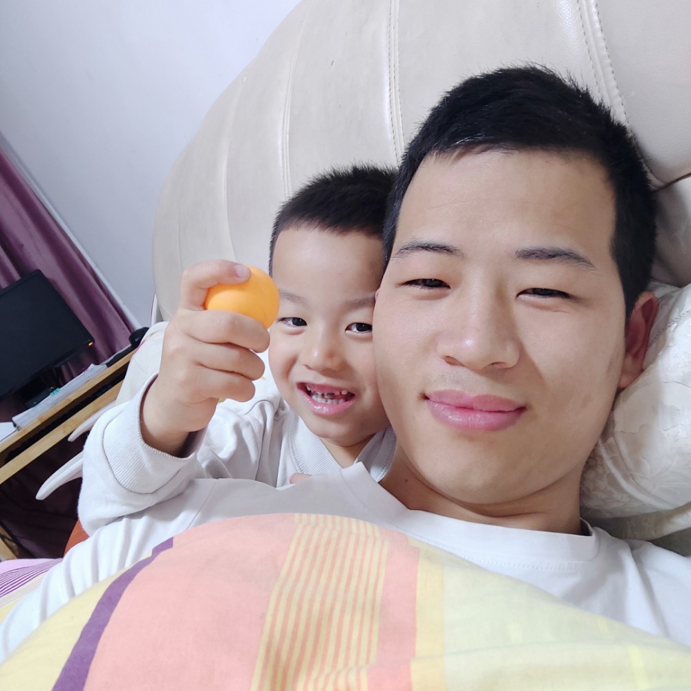 石头525的照片