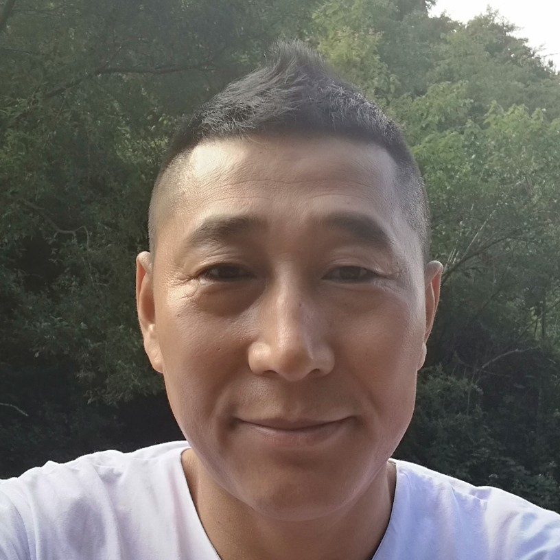 洪岩知己的照片