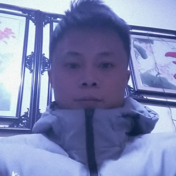 晨阳愿甜美的照片
