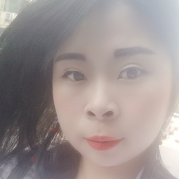 裙子用爱撒娇的照片
