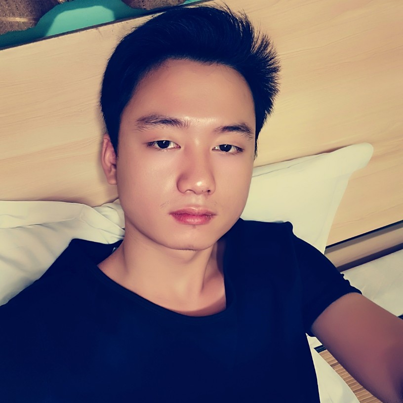 安静爱水蜜桃的照片