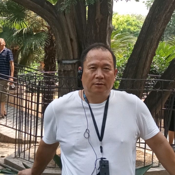 羽毛威武的照片