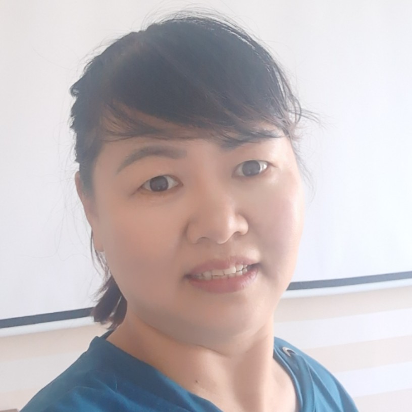 野性打少女的照片