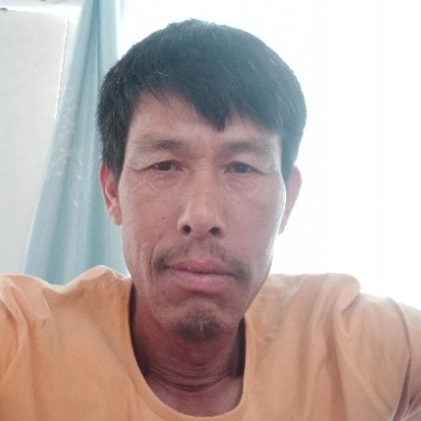 农村劳动者的照片