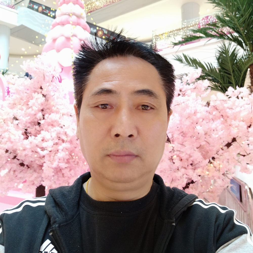 土尘金的照片