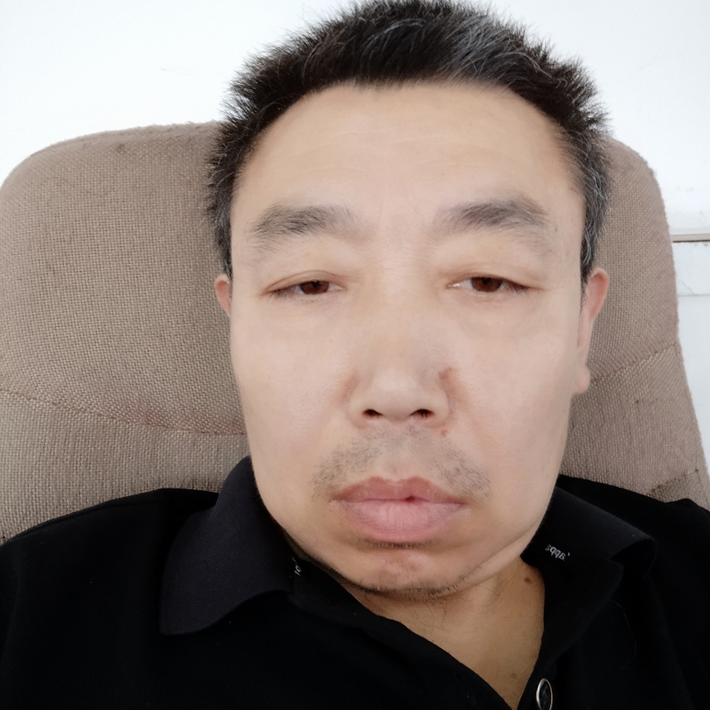 小蚂蚁深拥标致的照片
