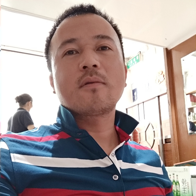 lucky鲍勃的照片