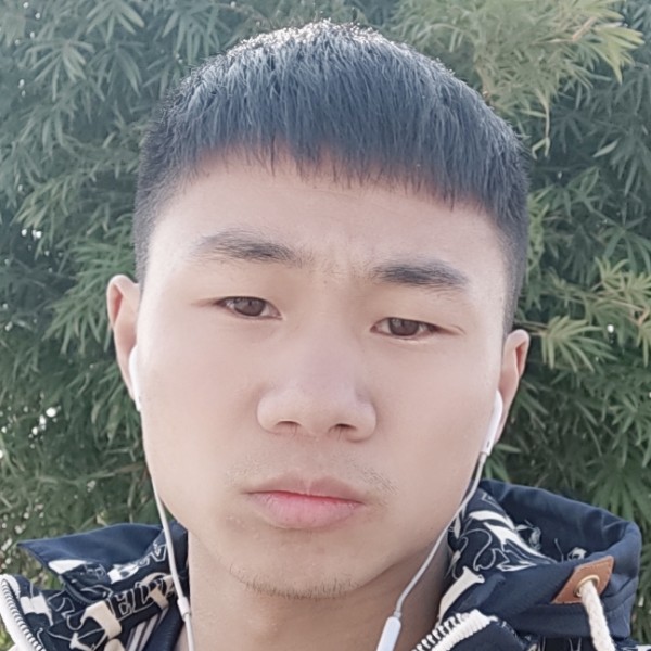 贤惠红牛的照片