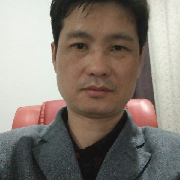 李罗强的照片