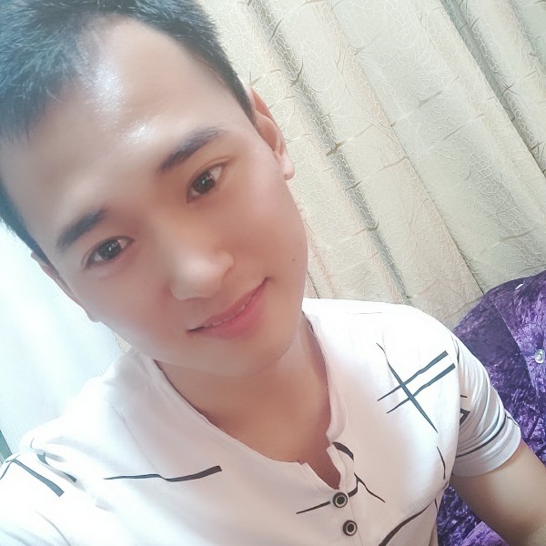 可靠相许思恋的照片