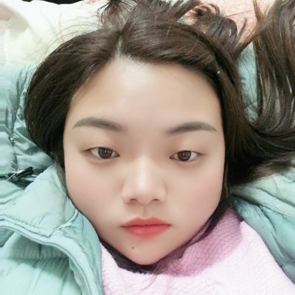 超短裙浅唱的照片