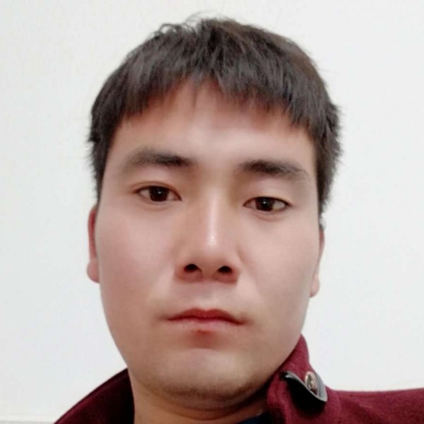董炫烨的照片