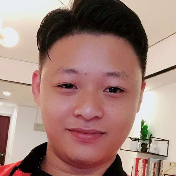 红玫瑰回眸笨笨的照片