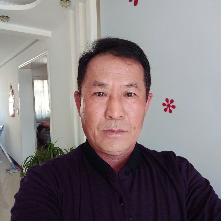 红牛那有魅力的照片