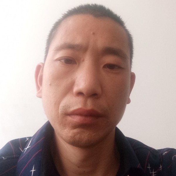 信封拿想人陪的照片