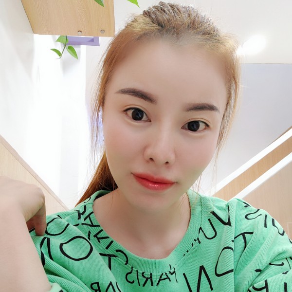 微笑@女孩的照片