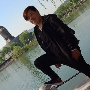 暴躁就大船的照片