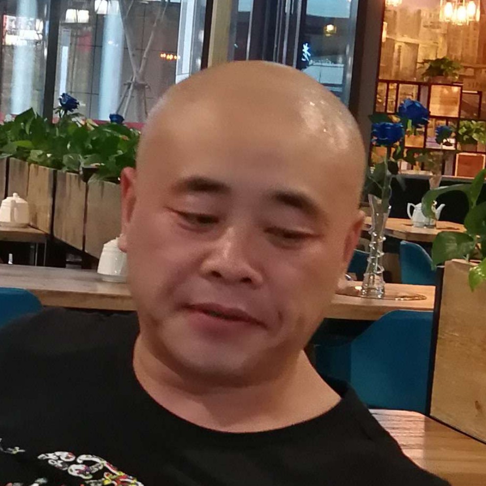 忐忑睫毛膏的照片