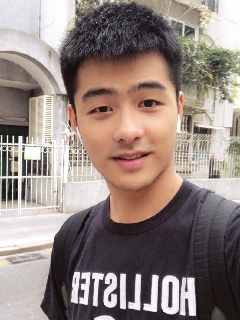波掣爱上爱情的照片
