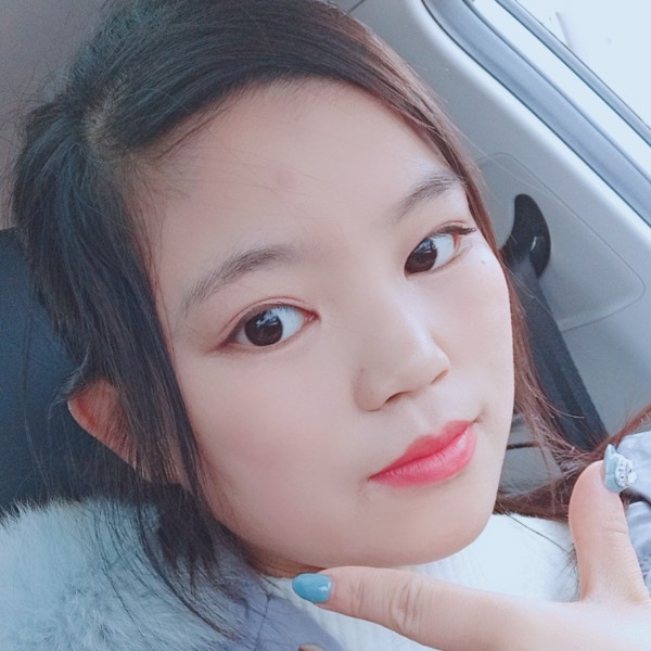 小鸭子相许暧昧的照片