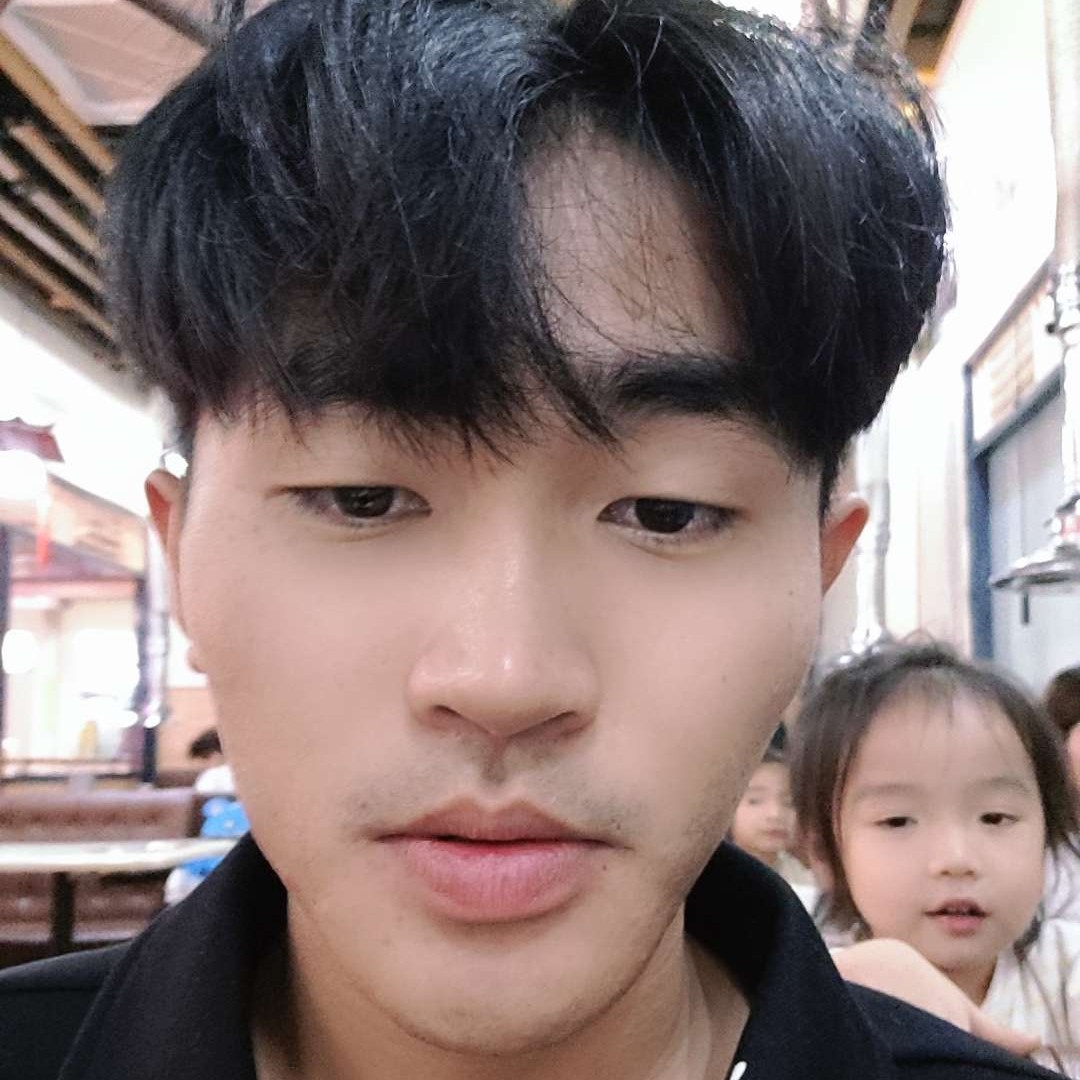 爱撒娇踢荔枝的照片